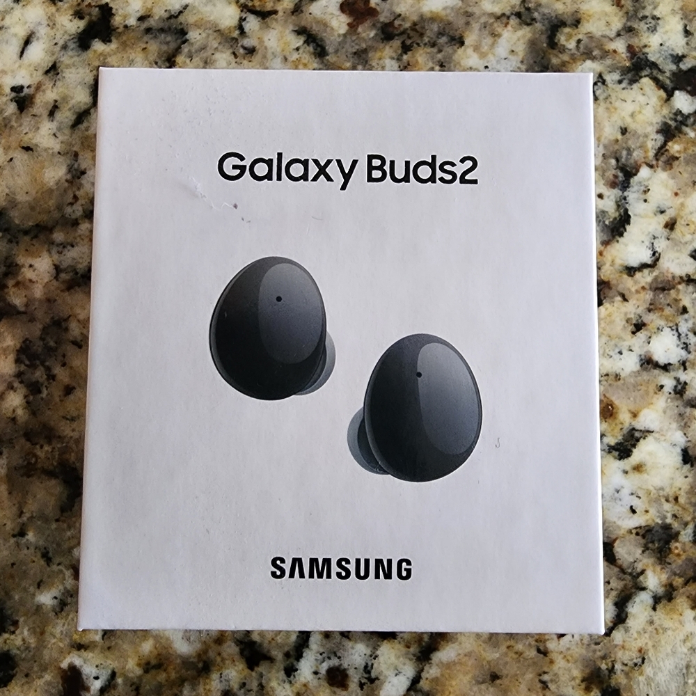 NEW Samsung Galaxy Earbuds 2, Black